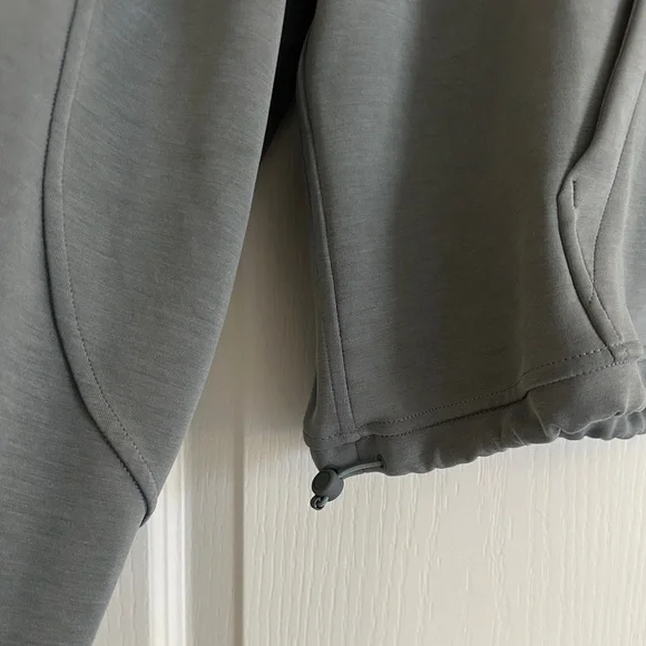 Lululemon Softstreme Half-Zip Pullover - Picture 2 of 3